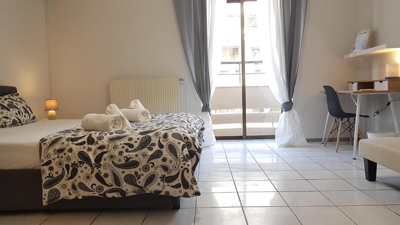 Palette Apartment Carmine - Athens Center, 6 Bd, 3 Bath Bagian luar foto