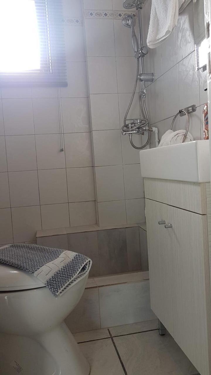 Palette Apartment Carmine - Athens Center, 6 Bd, 3 Bath Bagian luar foto