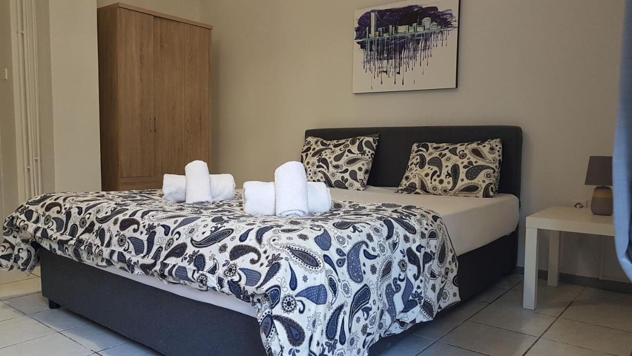 Palette Apartment Carmine - Athens Center, 6 Bd, 3 Bath Bagian luar foto