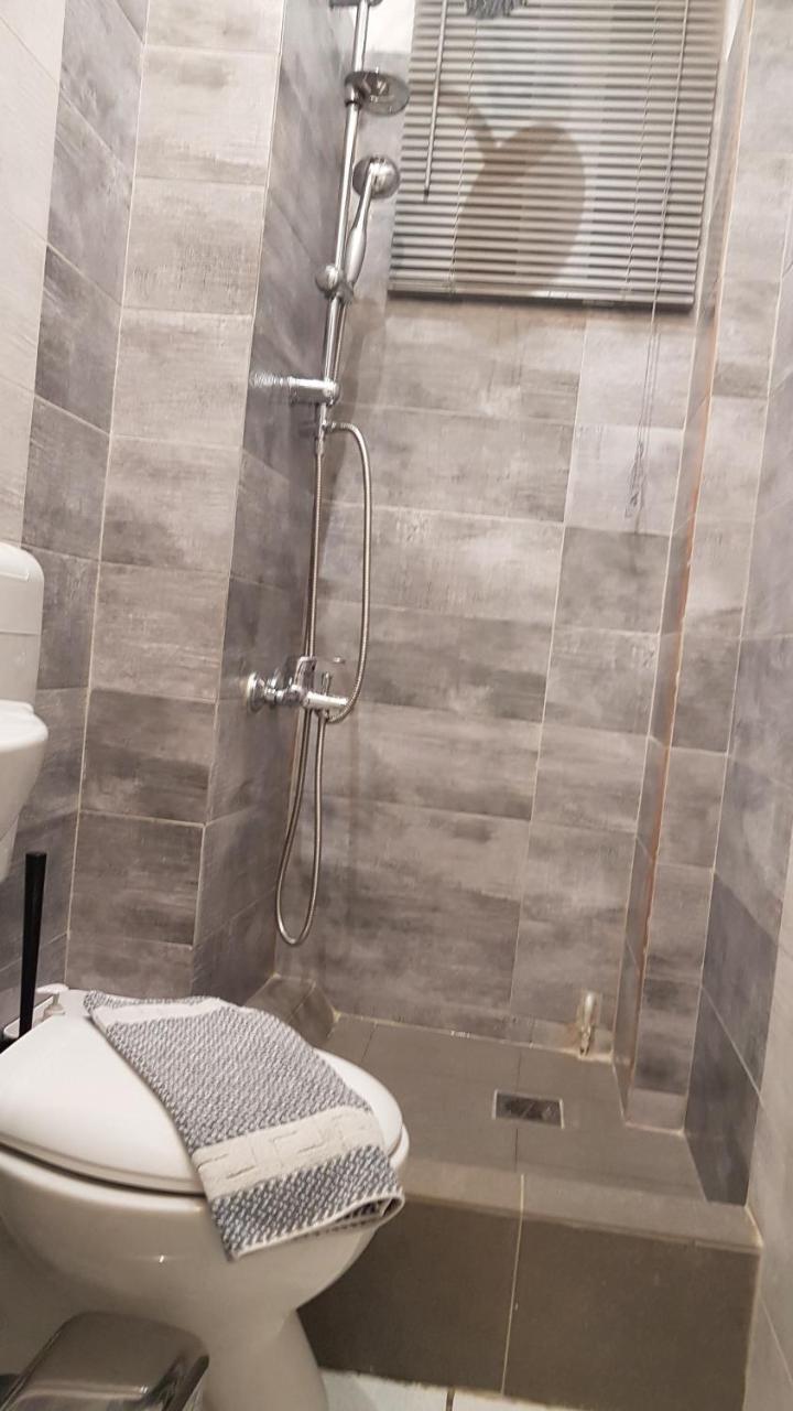 Palette Apartment Carmine - Athens Center, 6 Bd, 3 Bath Bagian luar foto