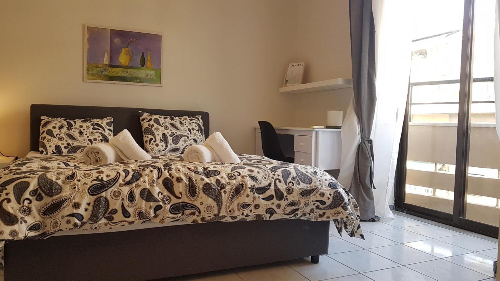 Palette Apartment Carmine - Athens Center, 6 Bd, 3 Bath Bagian luar foto